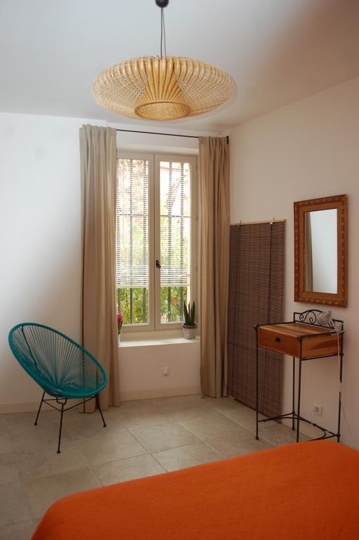 Sous Le Clocher Marseille Phòng bức ảnh